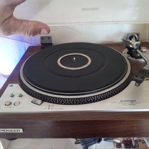 Record player